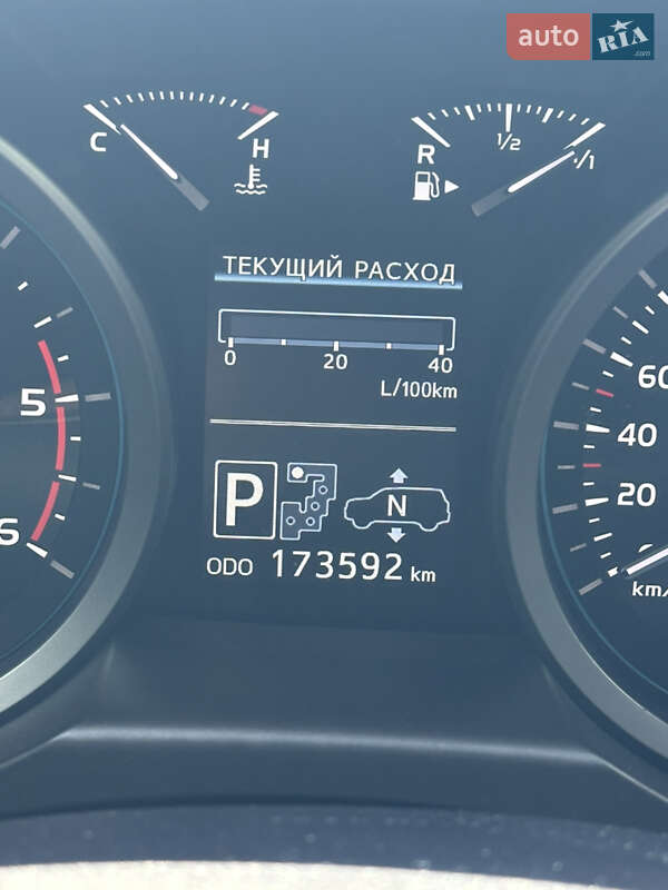 Позашляховик / Кросовер Toyota Land Cruiser 2013 в Києві фото 6 Позашляховик / Кросовер Toyota Land Cruiser 2013 в Києві