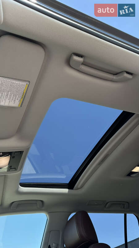 Внедорожник / Кроссовер Toyota Land Cruiser 2019 в Полтаве