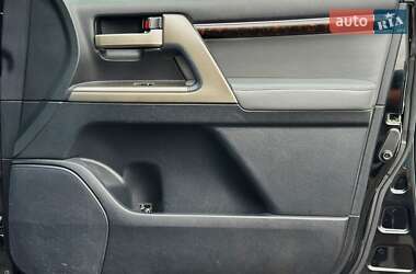 Позашляховик / Кросовер Toyota Land Cruiser 2008 в 