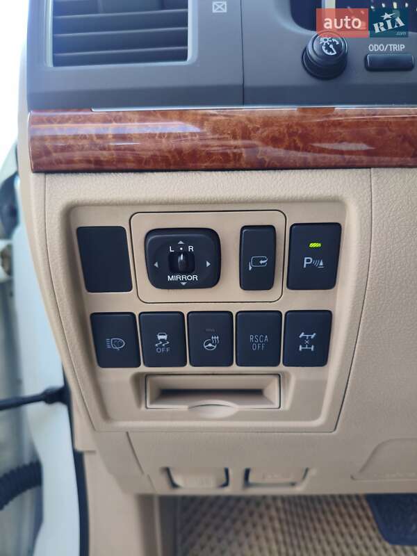 Внедорожник / Кроссовер Toyota Land Cruiser 2014 в Киеве фото 29 Внедорожник / Кроссовер Toyota Land Cruiser 2014 в Киеве