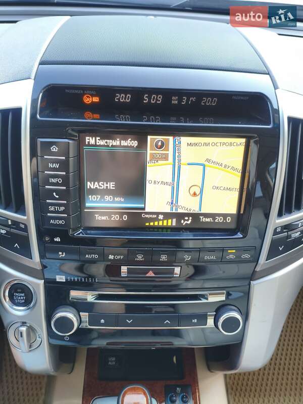 Внедорожник / Кроссовер Toyota Land Cruiser 2014 в Киеве фото 27 Внедорожник / Кроссовер Toyota Land Cruiser 2014 в Киеве