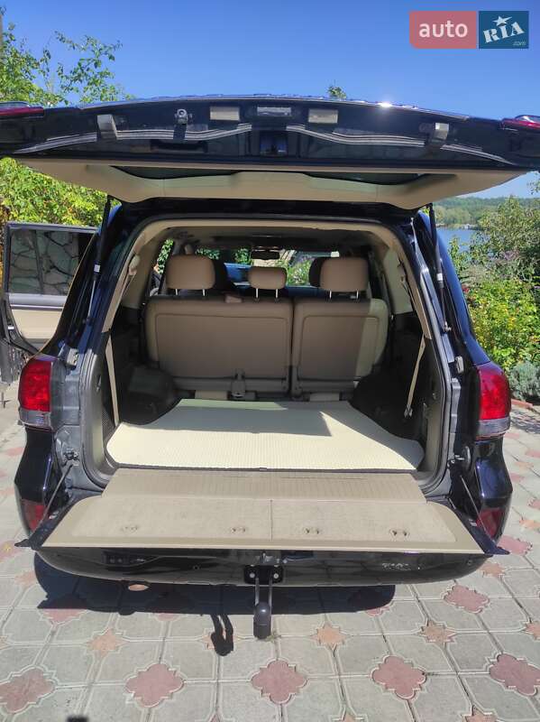 Внедорожник / Кроссовер Toyota Land Cruiser 2008 в Киеве