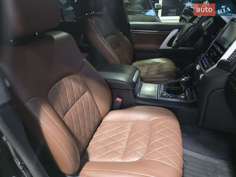 Внедорожник / Кроссовер Toyota Land Cruiser 2018 в Коломые