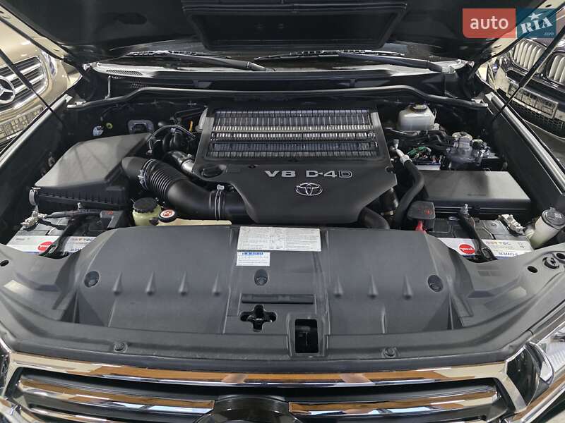 Внедорожник / Кроссовер Toyota Land Cruiser 2018 в Коломые