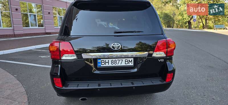 Внедорожник / Кроссовер Toyota Land Cruiser 2012 в Одессе фото 10 Внедорожник / Кроссовер Toyota Land Cruiser 2012 в Одессе