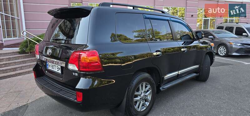 Внедорожник / Кроссовер Toyota Land Cruiser 2012 в Одессе фото 11 Внедорожник / Кроссовер Toyota Land Cruiser 2012 в Одессе