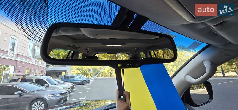 Внедорожник / Кроссовер Toyota Land Cruiser 2012 в Одессе фото 28 Внедорожник / Кроссовер Toyota Land Cruiser 2012 в Одессе