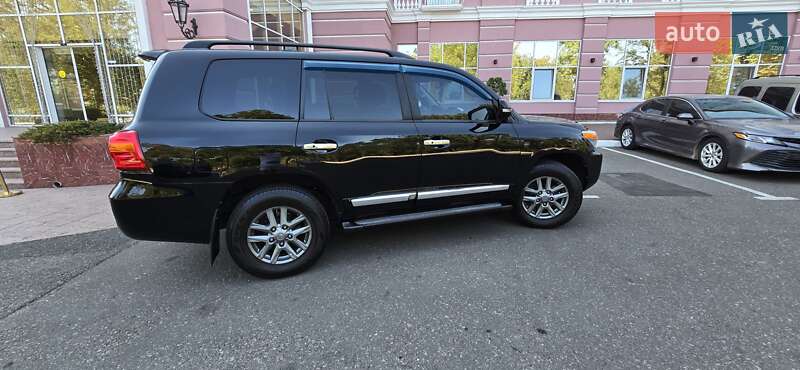 Внедорожник / Кроссовер Toyota Land Cruiser 2012 в Одессе фото 52 Внедорожник / Кроссовер Toyota Land Cruiser 2012 в Одессе