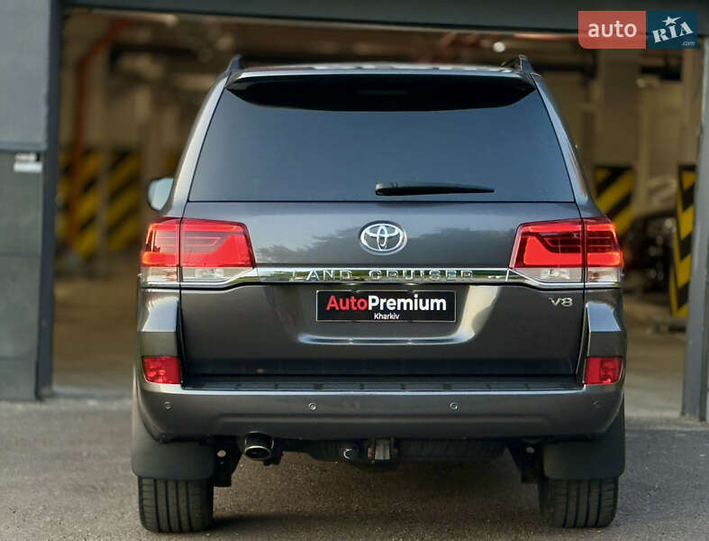 Внедорожник / Кроссовер Toyota Land Cruiser 2016 в Харькове