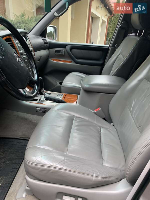 Внедорожник / Кроссовер Toyota Land Cruiser 2004 в Харькове фото 27 Внедорожник / Кроссовер Toyota Land Cruiser 2004 в Харькове