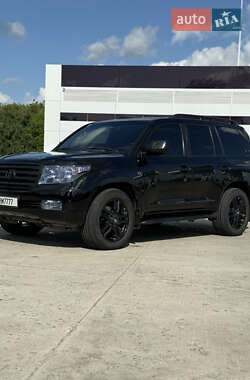 Позашляховик / Кросовер Toyota Land Cruiser 2010 в Вараші