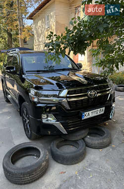 Позашляховик / Кросовер Toyota Land Cruiser 2014 в Києві