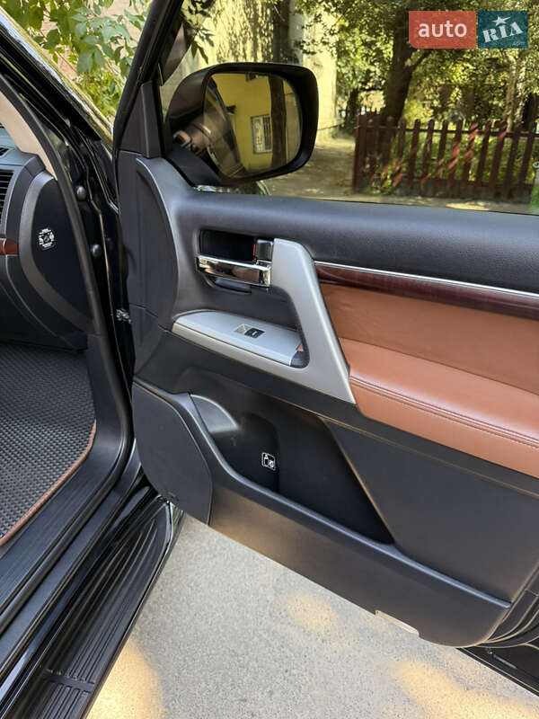 Внедорожник / Кроссовер Toyota Land Cruiser 2014 в Киеве