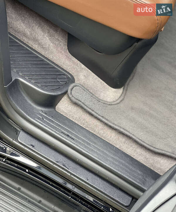 Внедорожник / Кроссовер Toyota Land Cruiser 2014 в Киеве