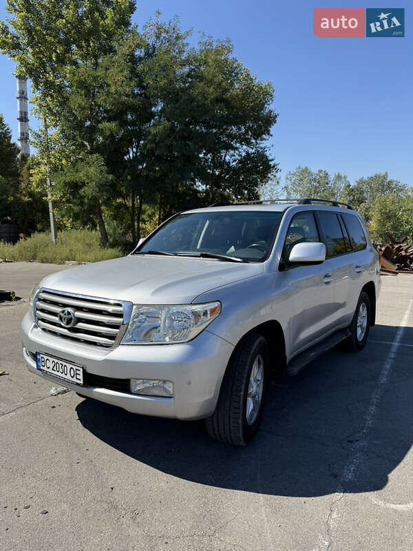 Внедорожник / Кроссовер Toyota Land Cruiser 2008 в Киеве