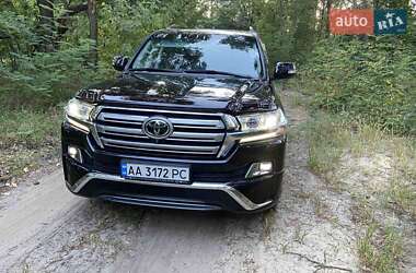 Внедорожник / Кроссовер Toyota Land Cruiser 2016 в Киеве