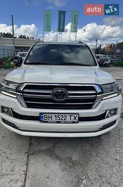 Внедорожник / Кроссовер Toyota Land Cruiser 2018 в Киеве