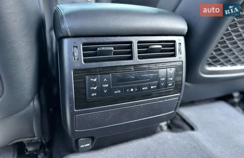 Внедорожник / Кроссовер Toyota Land Cruiser 2020 в Коростышеве