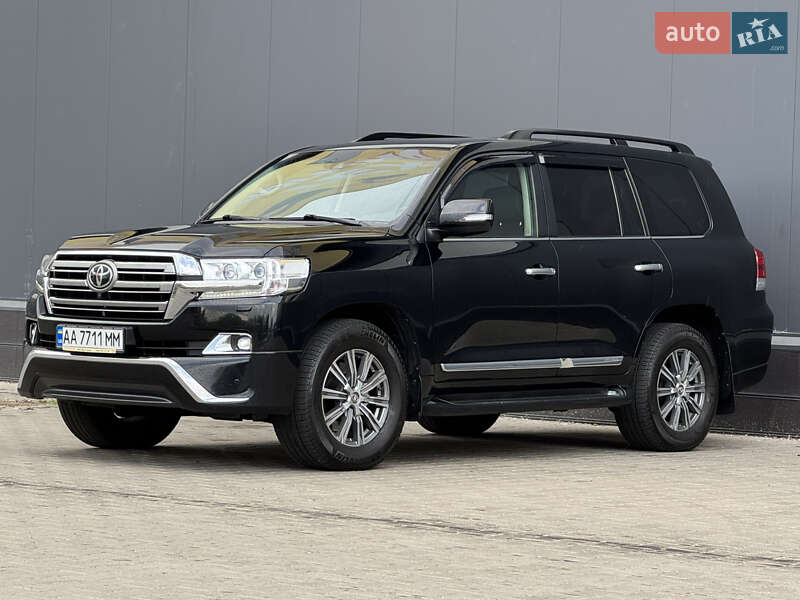 Внедорожник / Кроссовер Toyota Land Cruiser 2017 в Киеве