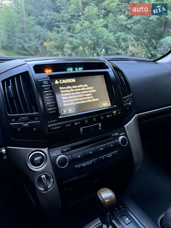 Внедорожник / Кроссовер Toyota Land Cruiser 2008 в Ковеле