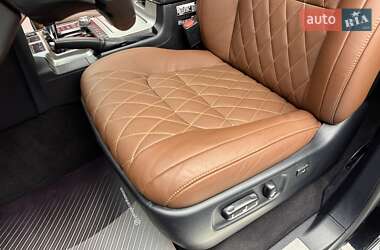 Внедорожник / Кроссовер Toyota Land Cruiser 2018 в 