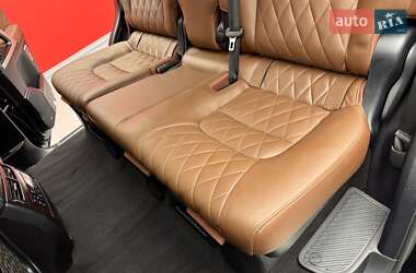 Внедорожник / Кроссовер Toyota Land Cruiser 2018 в 