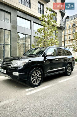 Внедорожник / Кроссовер Toyota Land Cruiser 2011 в Киеве