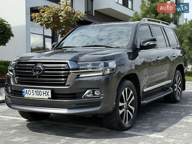 Позашляховик / Кросовер Toyota Land Cruiser 2018 в Ужгороді фото 4 Позашляховик / Кросовер Toyota Land Cruiser 2018 в Ужгороді