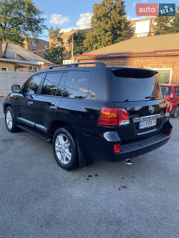 Внедорожник / Кроссовер Toyota Land Cruiser 2012 в Харькове
