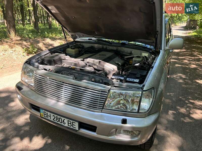 Внедорожник / Кроссовер Toyota Land Cruiser 2003 в Одессе