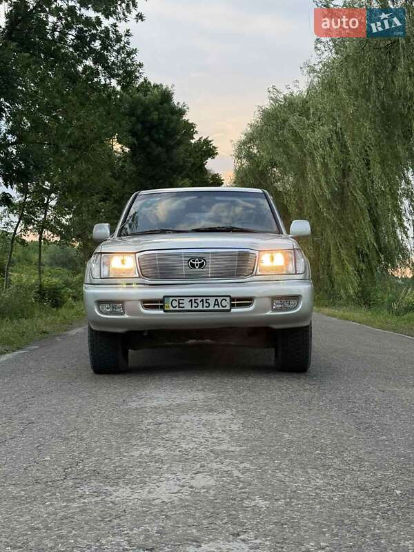 Toyota Land Cruiser 2000 Toyota Land Cruiser 2000