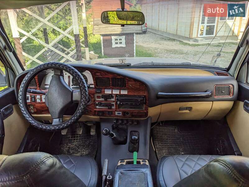 Внедорожник / Кроссовер Toyota Land Cruiser 1991 в Буковеле