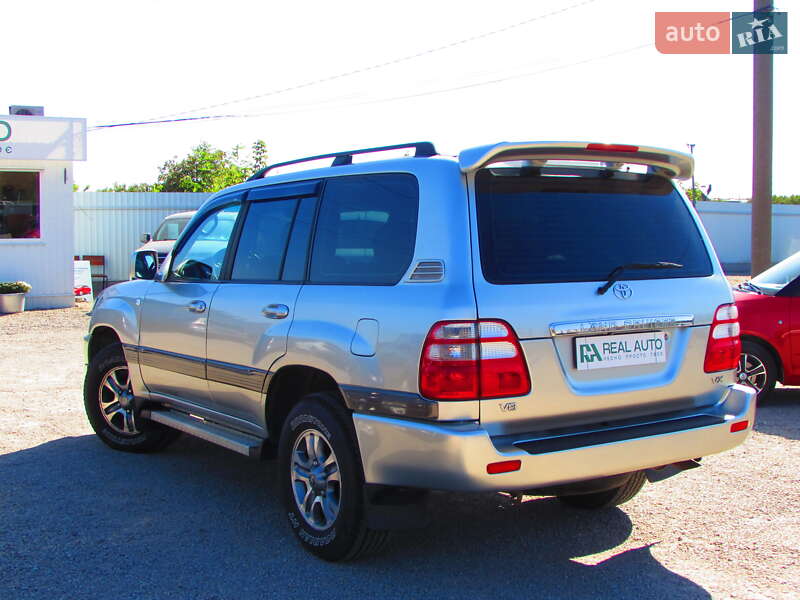 Внедорожник / Кроссовер Toyota Land Cruiser 2004 в Кропивницком
