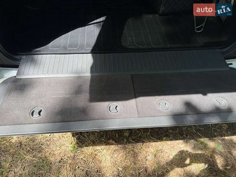 Внедорожник / Кроссовер Toyota Land Cruiser 2013 в Запорожье