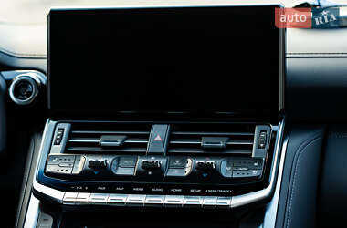 Внедорожник / Кроссовер Toyota Land Cruiser 2023 в 