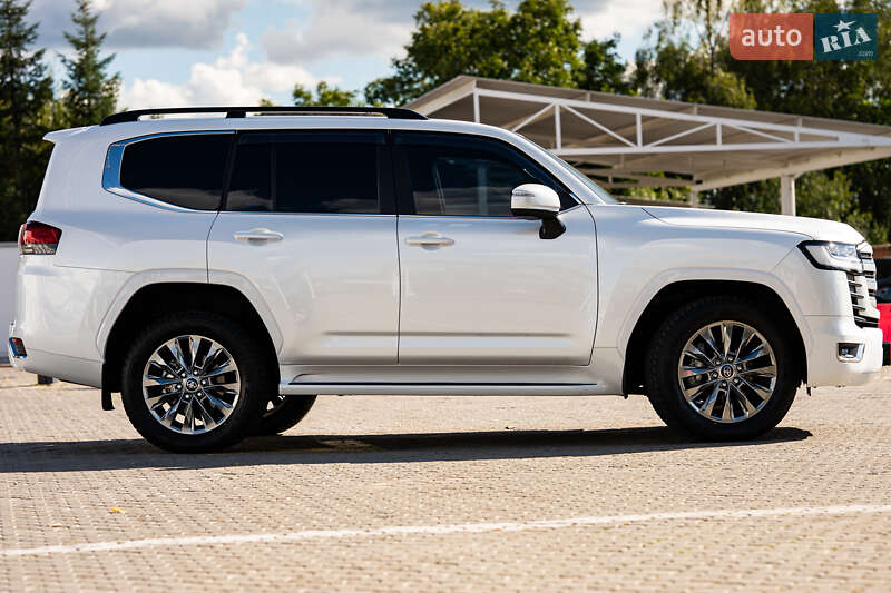 Позашляховик / Кросовер Toyota Land Cruiser 2023 в Чернівцях фото 38 Позашляховик / Кросовер Toyota Land Cruiser 2023 в Чернівцях