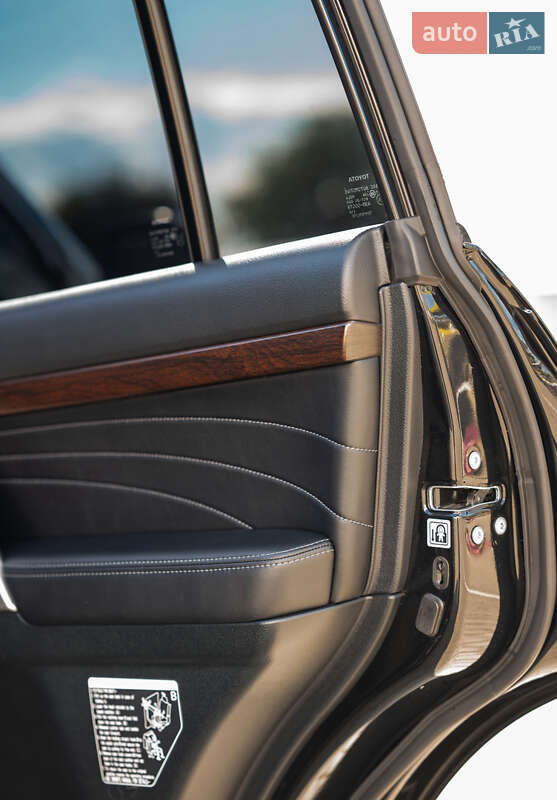 Позашляховик / Кросовер Toyota Land Cruiser 2020 в Чернівцях