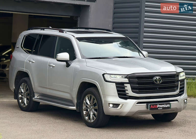 Внедорожник / Кроссовер Toyota Land Cruiser 2021 в Харькове