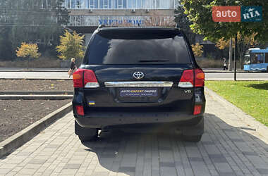 Внедорожник / Кроссовер Toyota Land Cruiser 2014 в 