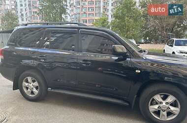 Позашляховик / Кросовер Toyota Land Cruiser 2011 в Києві