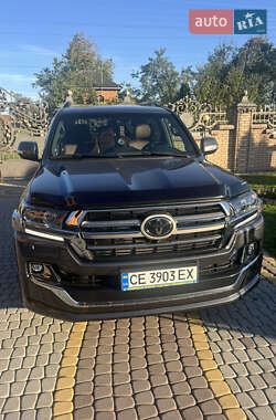 Позашляховик / Кросовер Toyota Land Cruiser 2019 в Чернівцях