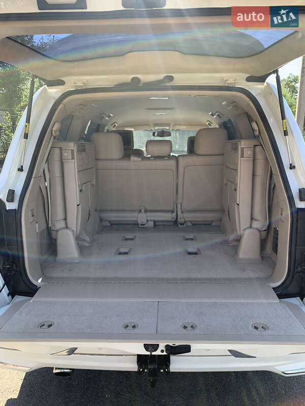 Внедорожник / Кроссовер Toyota Land Cruiser 2013 в Кривом Роге