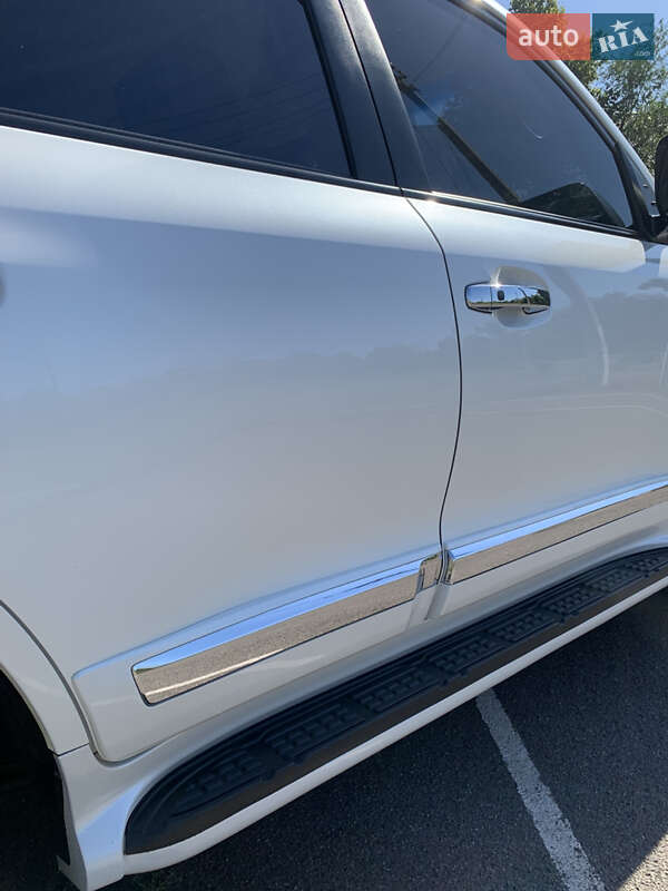 Внедорожник / Кроссовер Toyota Land Cruiser 2013 в Кривом Роге