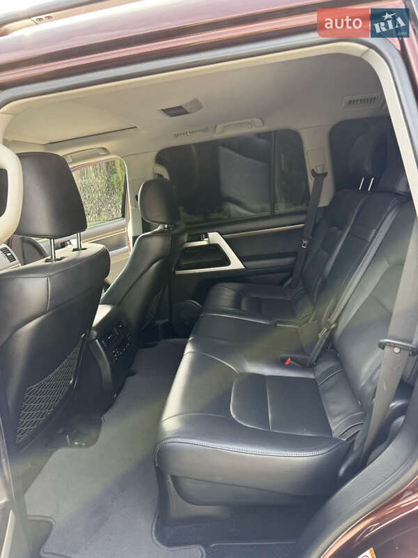 Внедорожник / Кроссовер Toyota Land Cruiser 2018 в Хмельницком