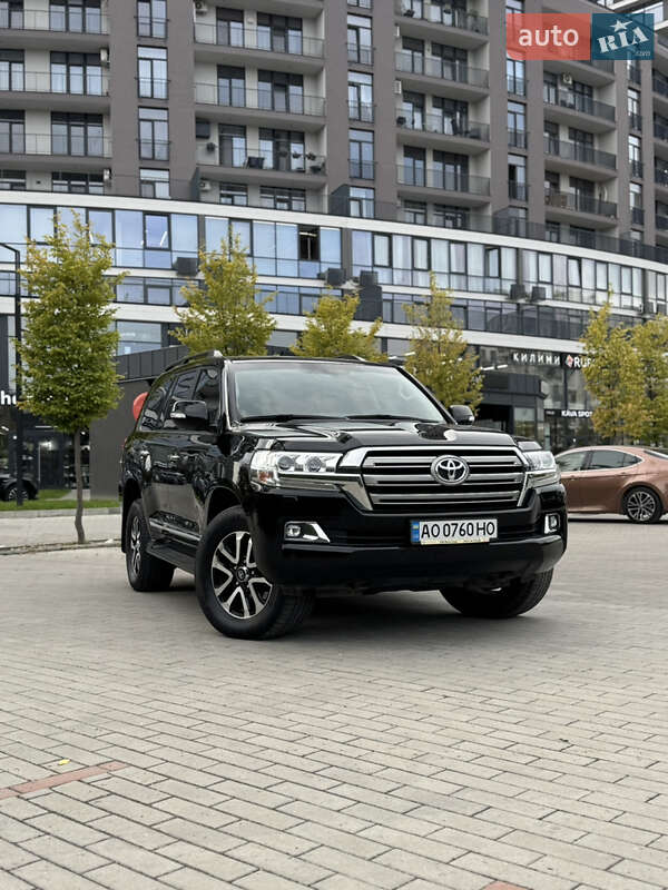 Внедорожник / Кроссовер Toyota Land Cruiser 2019 в Ужгороде