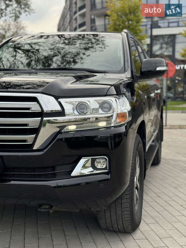 Внедорожник / Кроссовер Toyota Land Cruiser 2019 в Ужгороде