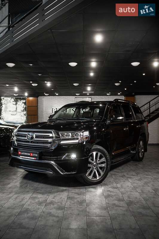 Внедорожник / Кроссовер Toyota Land Cruiser 2018 в Одессе фото 11 Внедорожник / Кроссовер Toyota Land Cruiser 2018 в Одессе