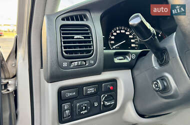 Внедорожник / Кроссовер Toyota Land Cruiser 2003 в 