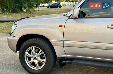 Внедорожник / Кроссовер Toyota Land Cruiser 2003 в 