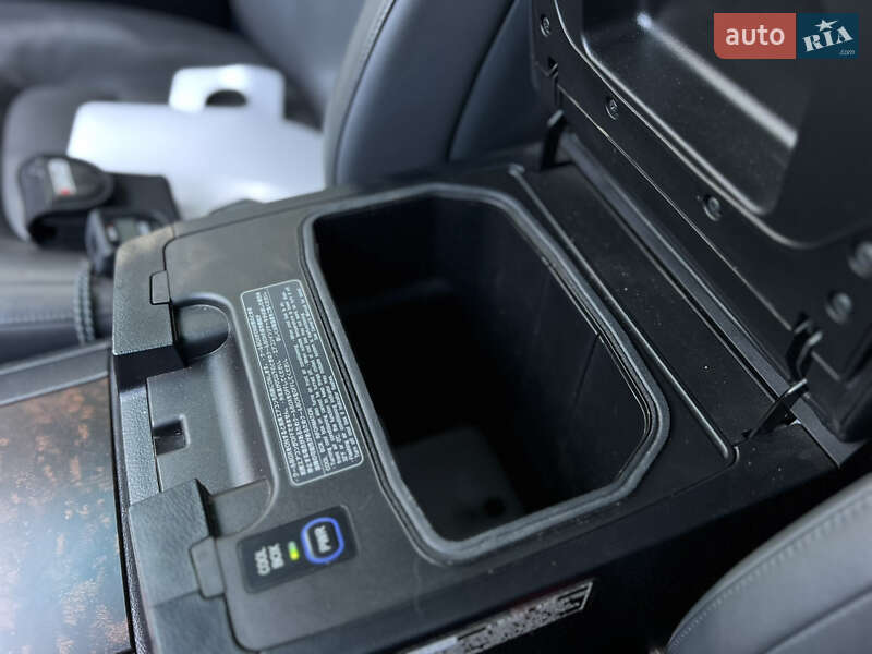 Внедорожник / Кроссовер Toyota Land Cruiser 2011 в Умани фото 19 Внедорожник / Кроссовер Toyota Land Cruiser 2011 в Умани